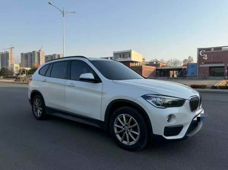 东营19年宝马X12