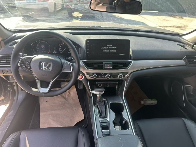 焦作23年本田雅阁4