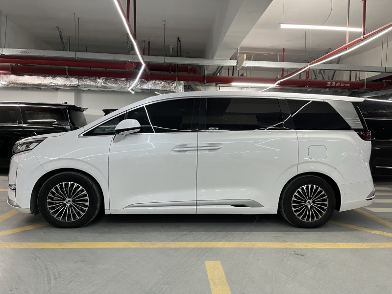 深圳23年腾势D97