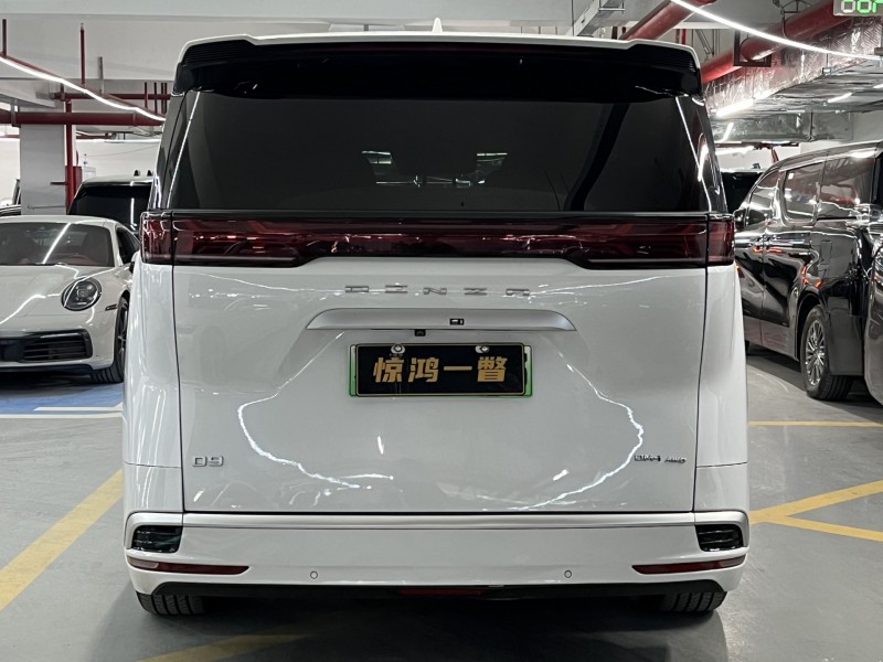 深圳23年腾势D99