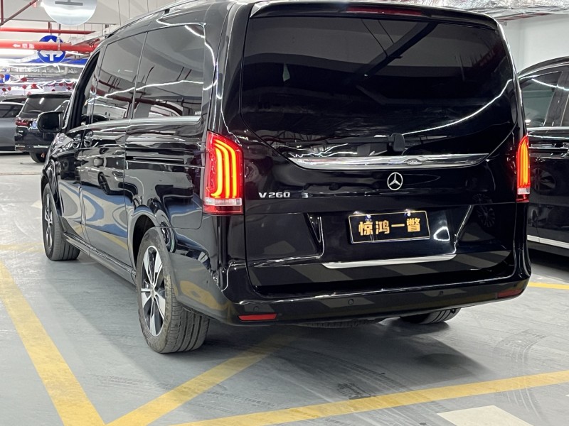深圳22年奔驰V8