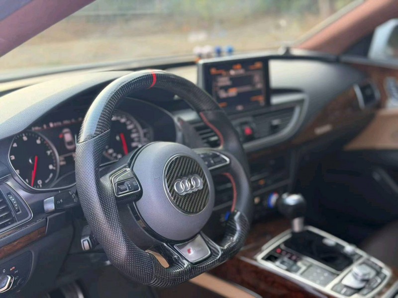 广州14年奥迪A7L4