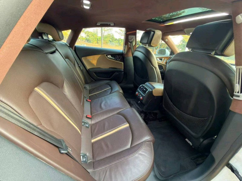 广州14年奥迪A7L9