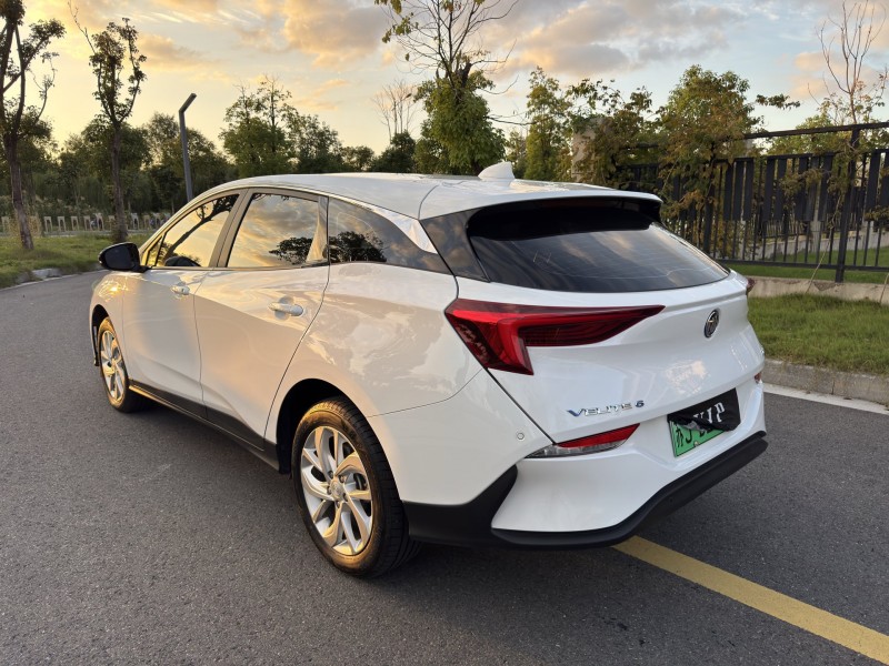 盐城24年别克微蓝4