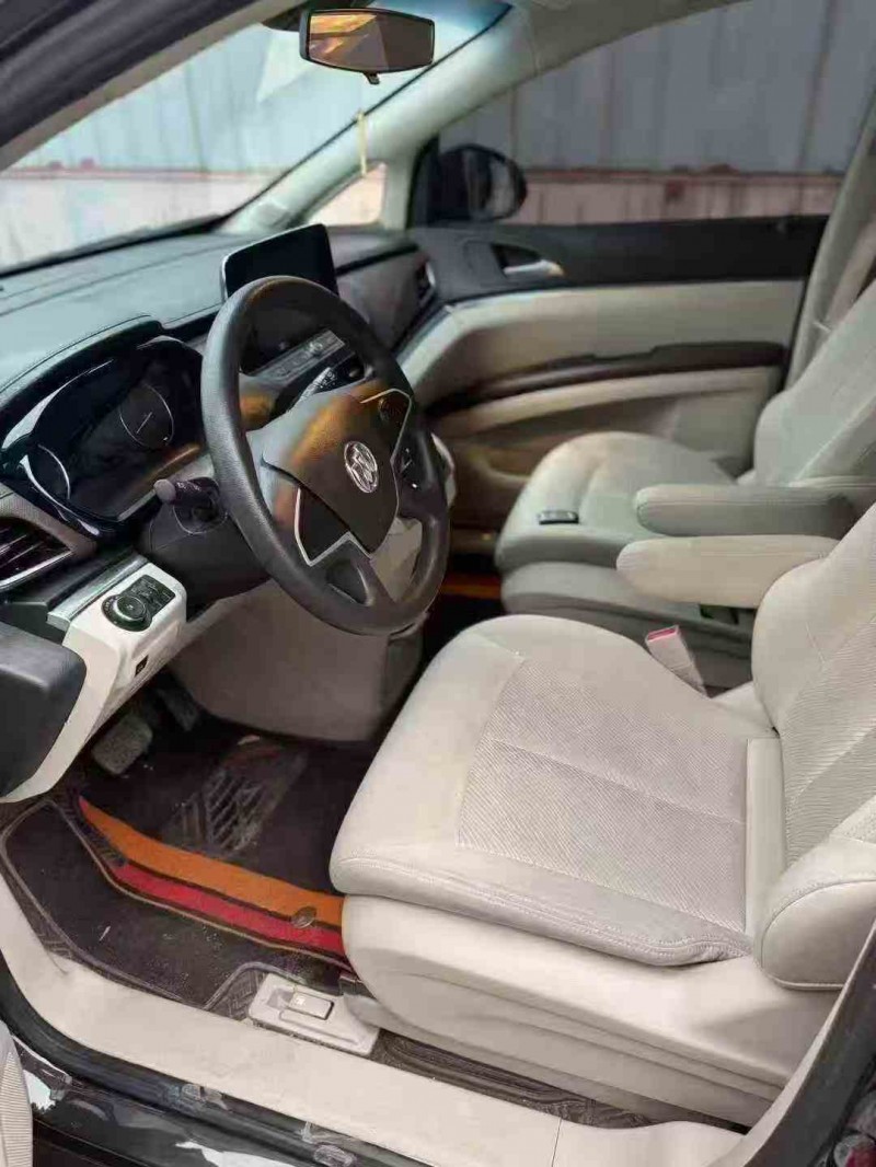 枣庄22年别克GL85