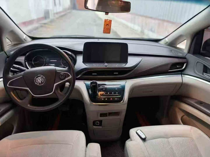 枣庄22年别克GL86