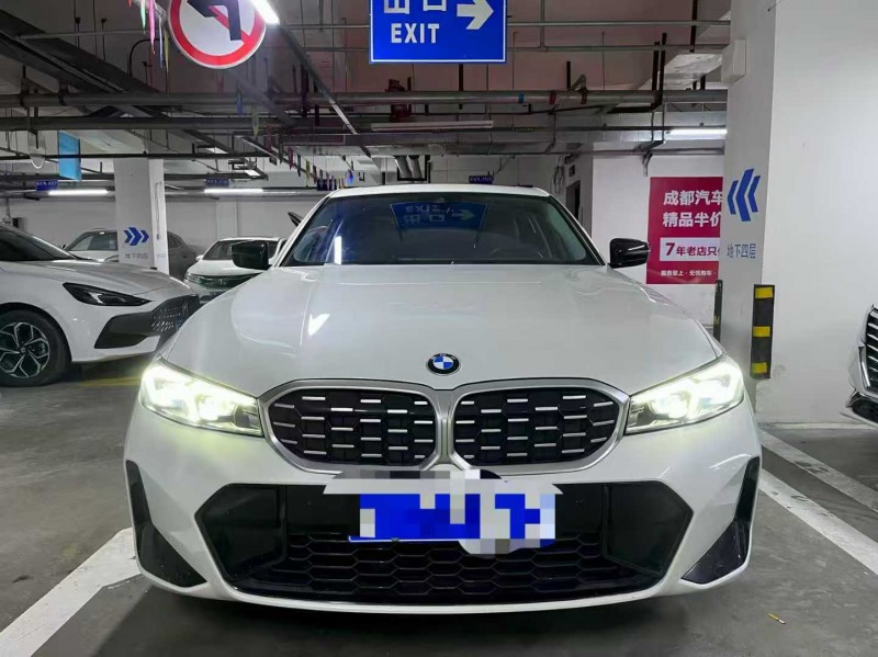 成都22年宝马3系1