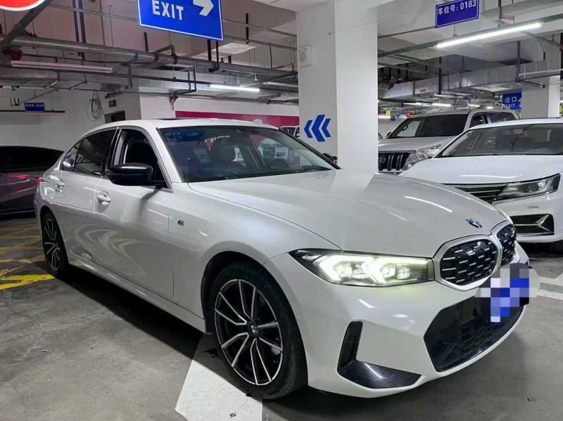 成都22年宝马3系2