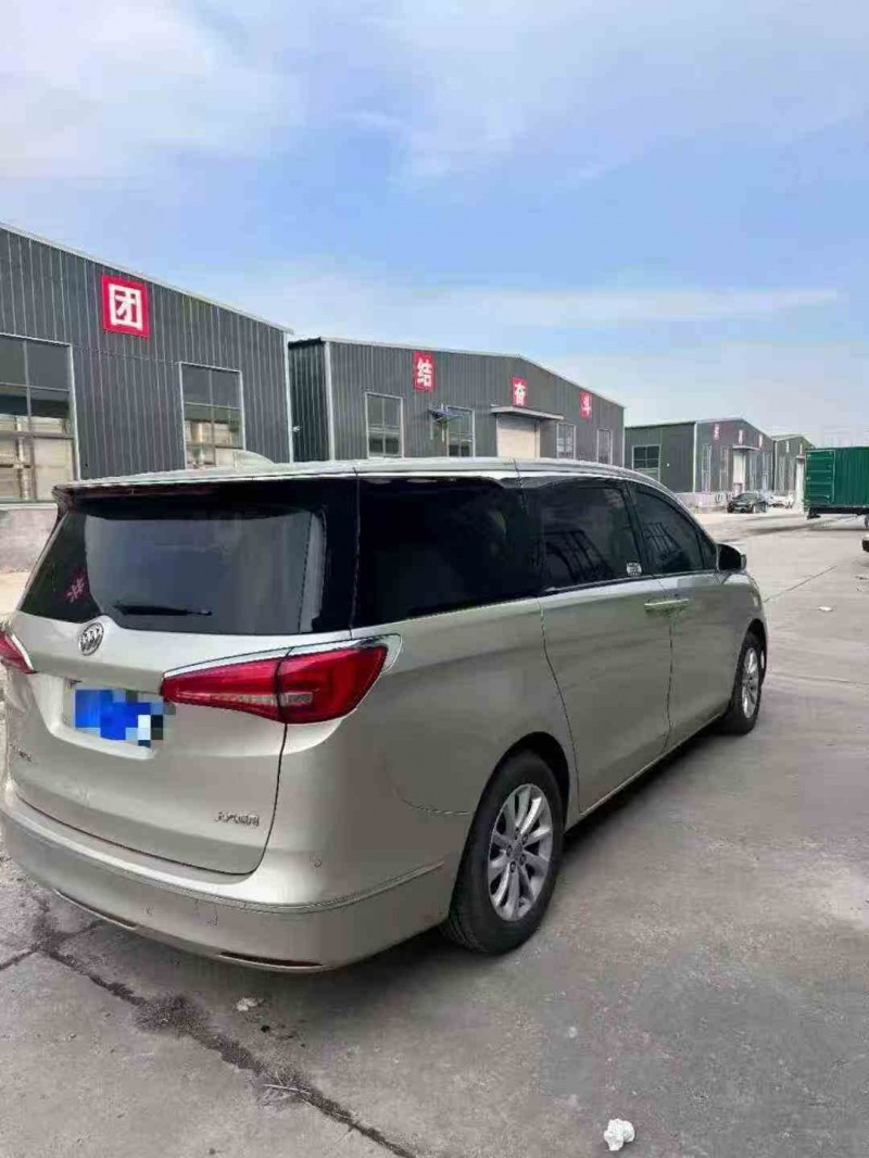 枣庄18年别克GL86