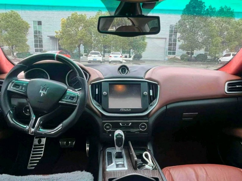 徐州14年玛莎拉蒂Ghibli5