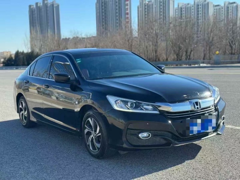 营口17年本田雅阁2