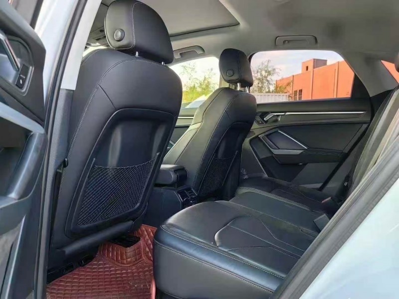 青岛21年奥迪Q36