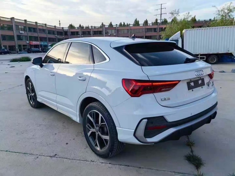 青岛21年奥迪Q37