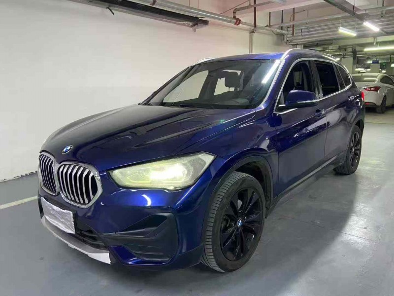 成都20年宝马X12