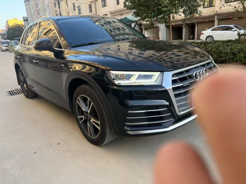 青岛20年奥迪Q57