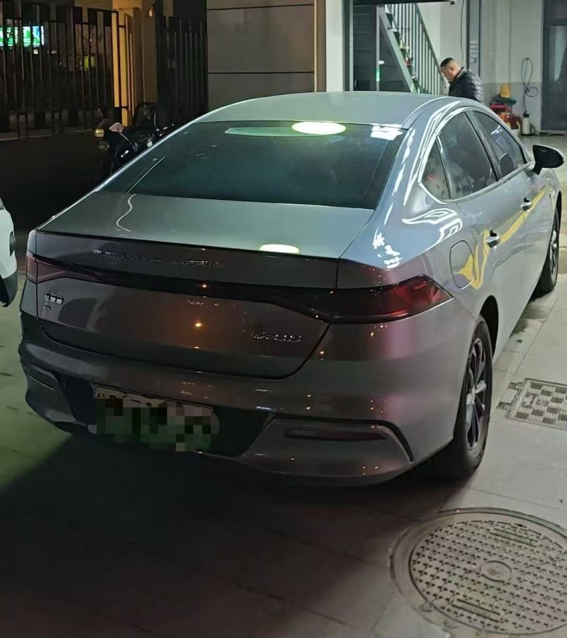 芜湖25年比亚迪秦4