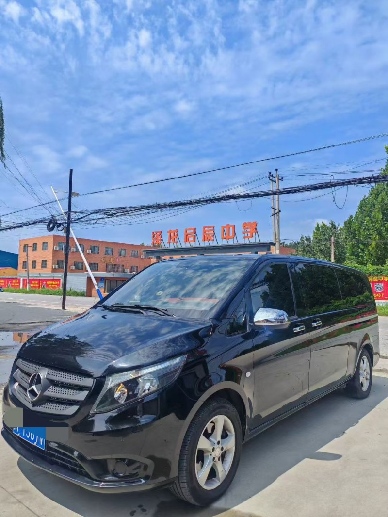 保定18年奔驰威霆3