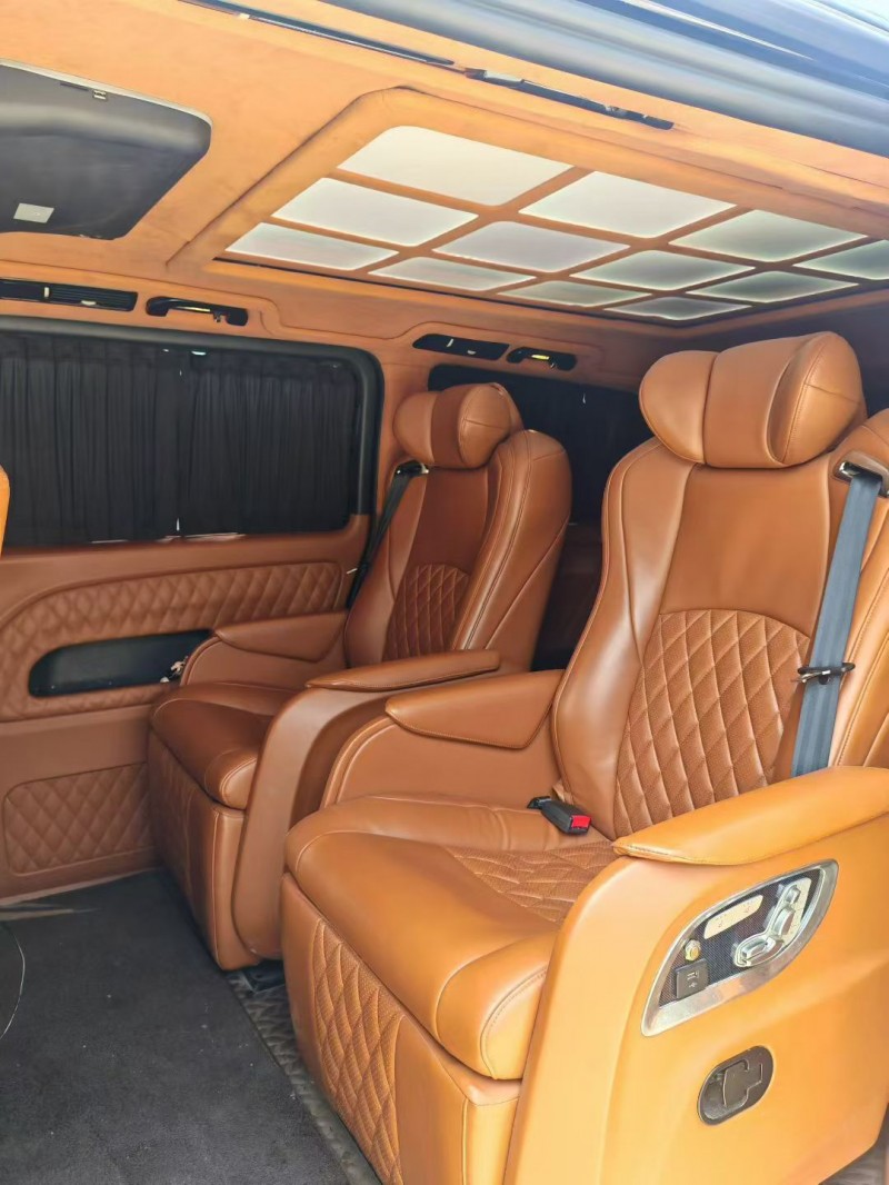 保定18年奔驰威霆4