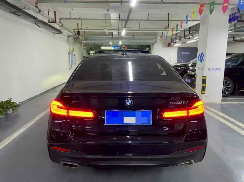 成都20年宝马5系9