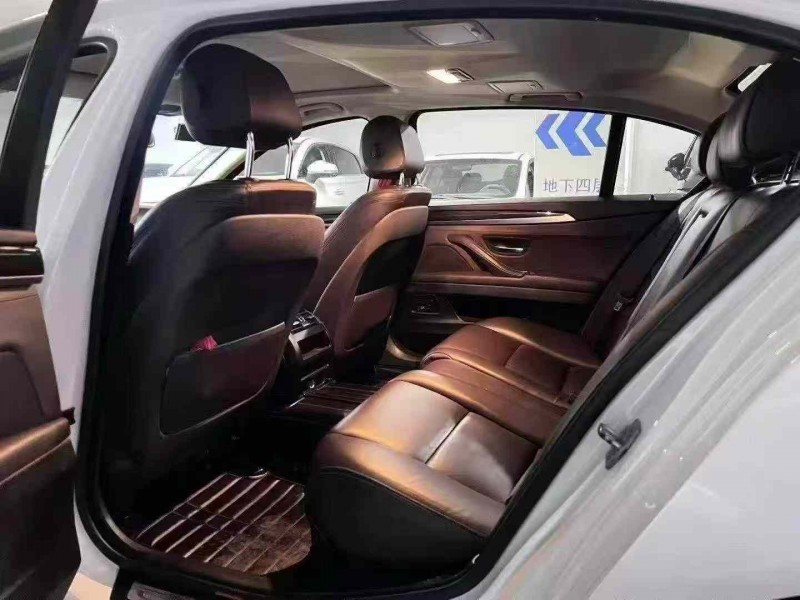 成都20年宝马5系5