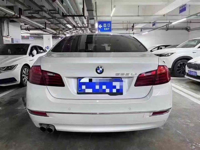 成都20年宝马5系9