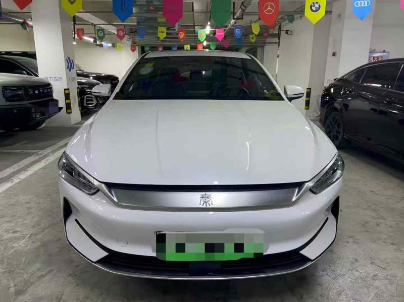 成都25年比亚迪秦1