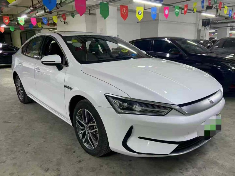 成都25年比亚迪秦2