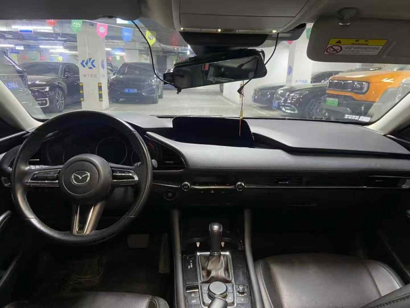 成都22年马自达昂克赛拉5