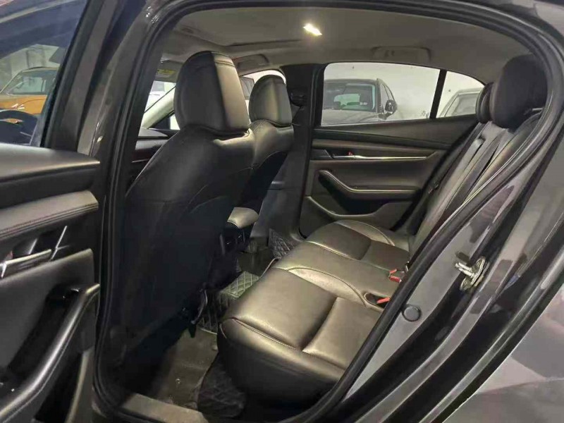 成都22年马自达昂克赛拉6