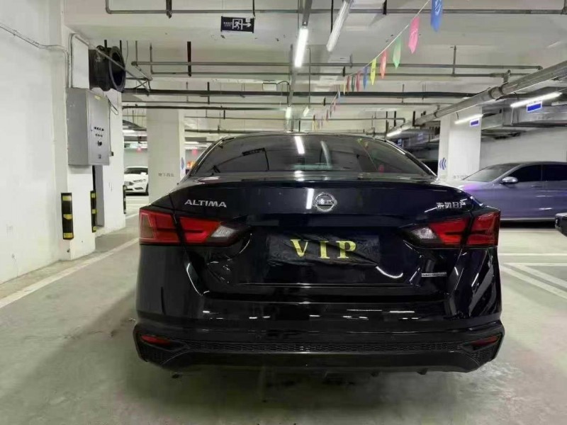 成都22年日产天籁9