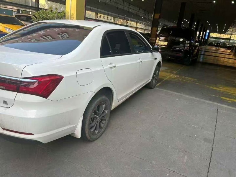 赣州23年比亚迪秦6