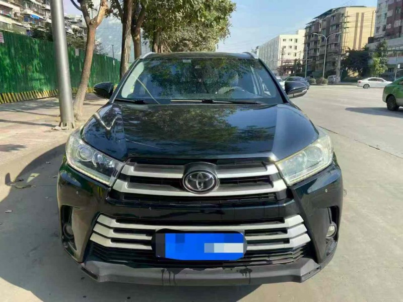 成都20年丰田汉兰达1