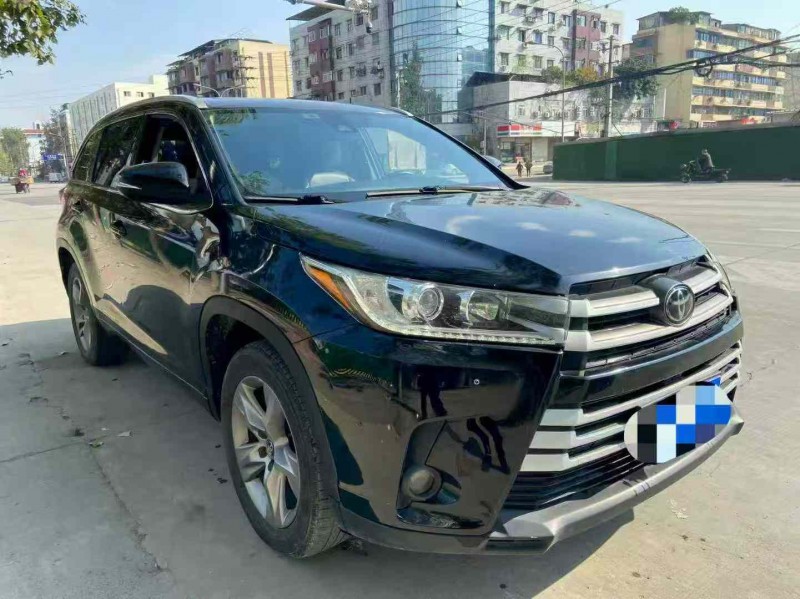 成都20年丰田汉兰达2