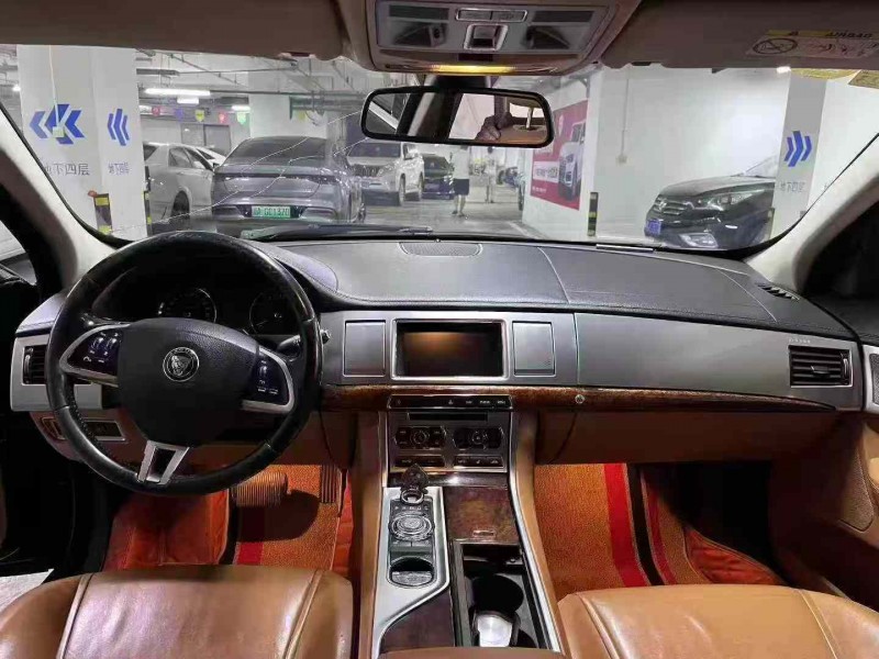 成都15年捷豹XF5