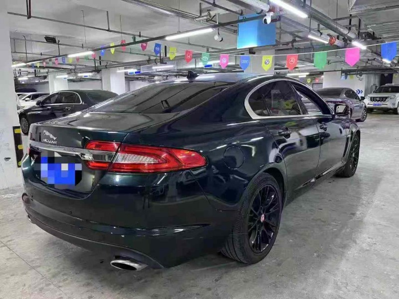 成都15年捷豹XF7