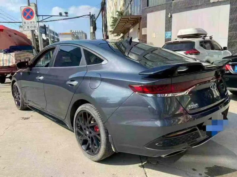 成都21年现代菲斯塔7