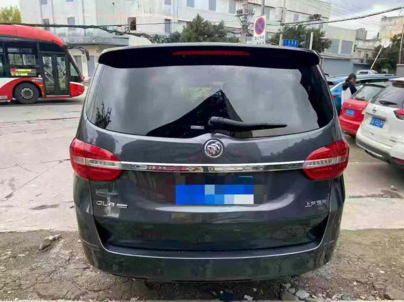 成都19年别克GL88