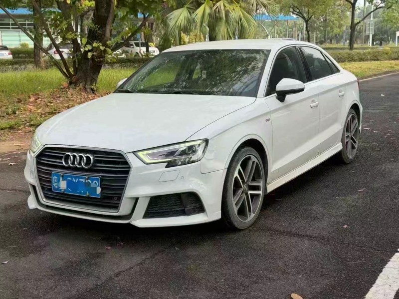 广州18年奥迪A32