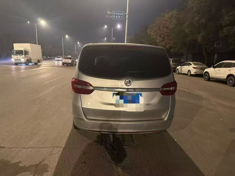 太原18年别克GL85