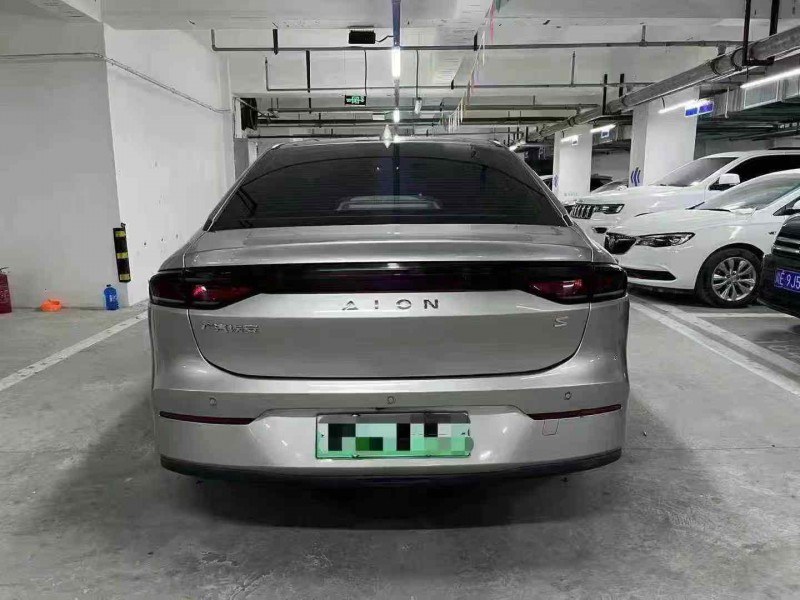 成都23年传祺埃安S9