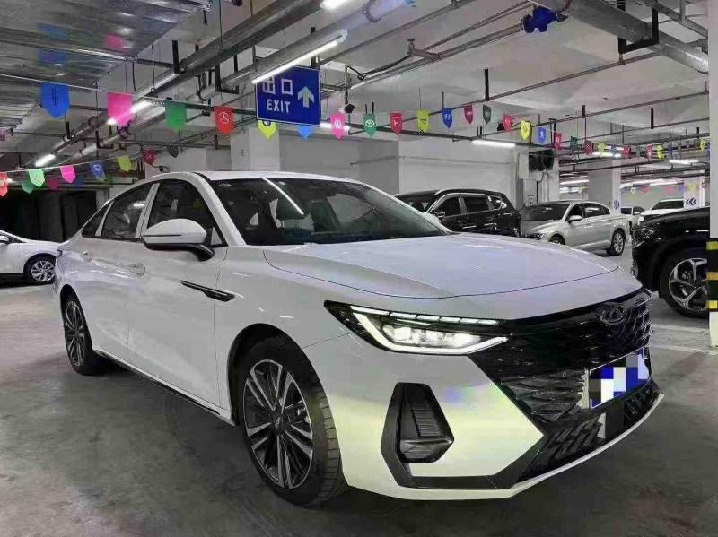 成都24年奇瑞艾瑞泽2