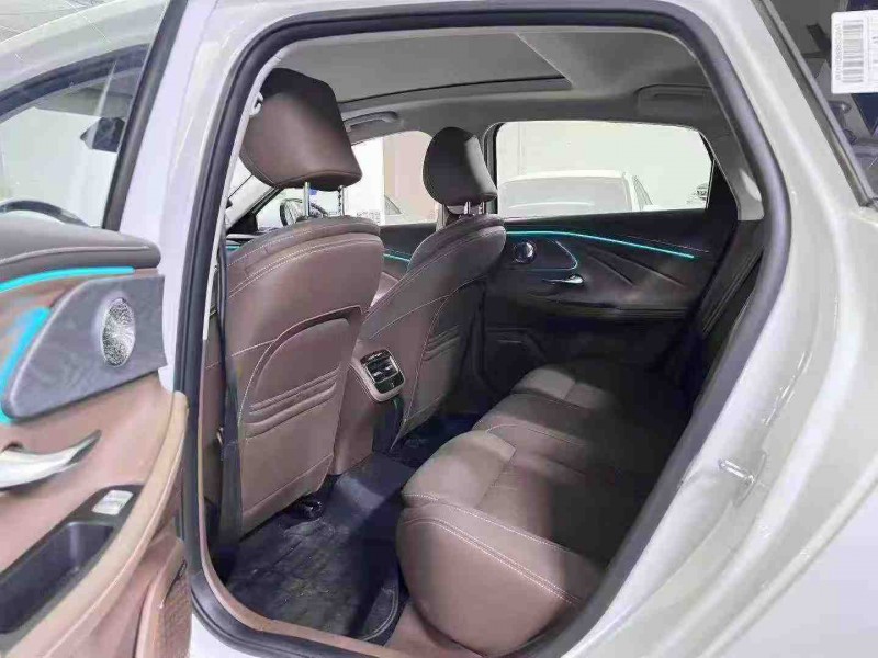 成都24年奇瑞艾瑞泽5