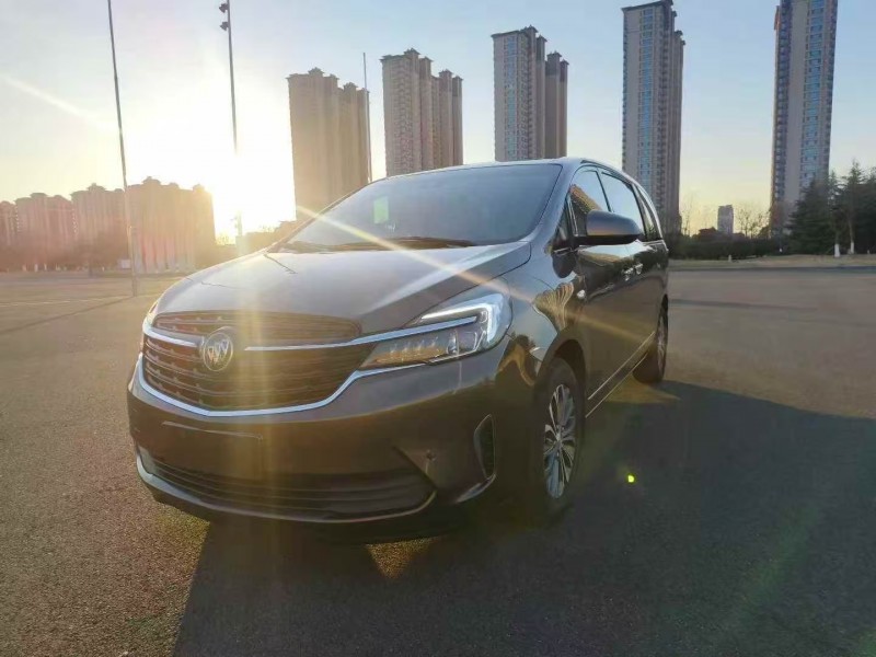 徐州21年别克GL82