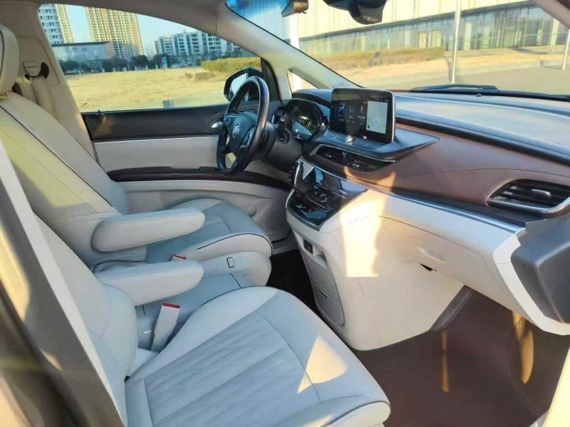 徐州21年别克GL84