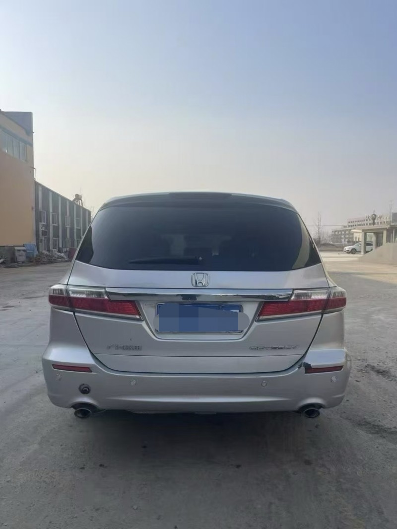 青岛13年本田奥德赛9