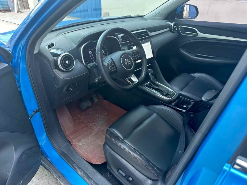 潍坊19年名爵ZS4