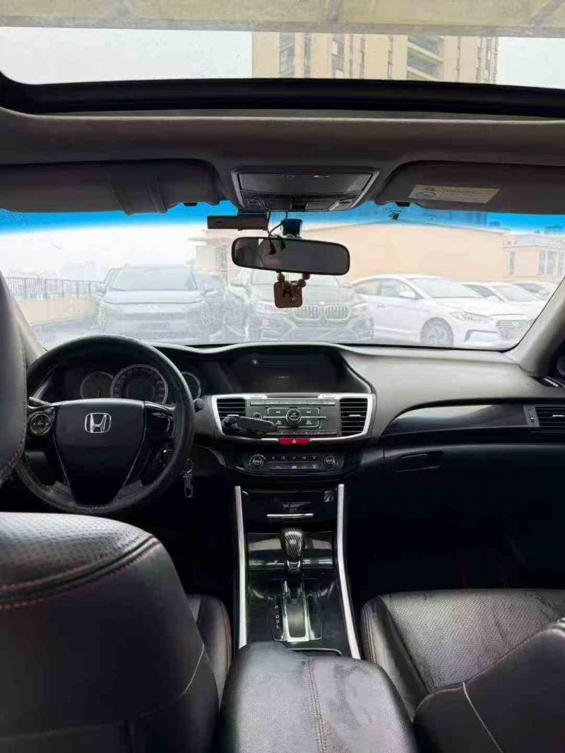 常州17年本田雅阁6