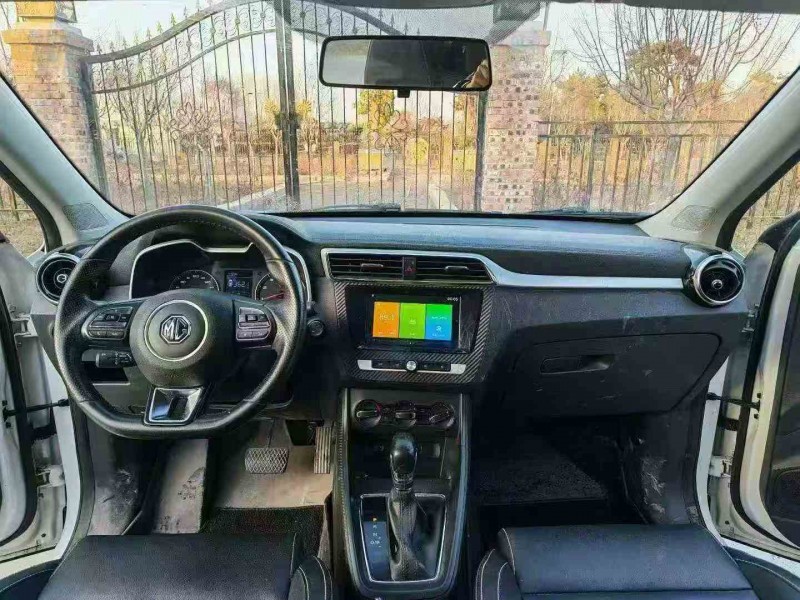 潍坊19年名爵ZS4