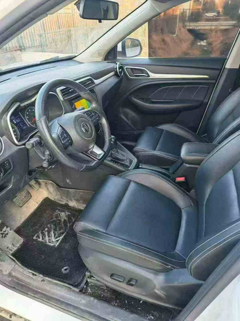 潍坊19年名爵ZS6