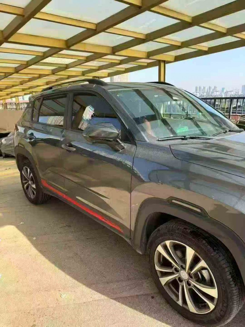 徐州25年长安汽车CS353